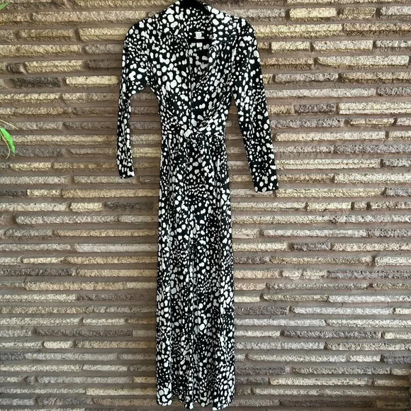 Vintage 70s Black and White Jersey Knit Polka Dot Palazzo Jumpsuit Wrap Belt - Picture 1 of 8
